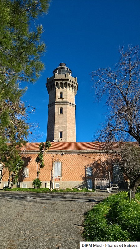 Phare d'Alistro coté terre