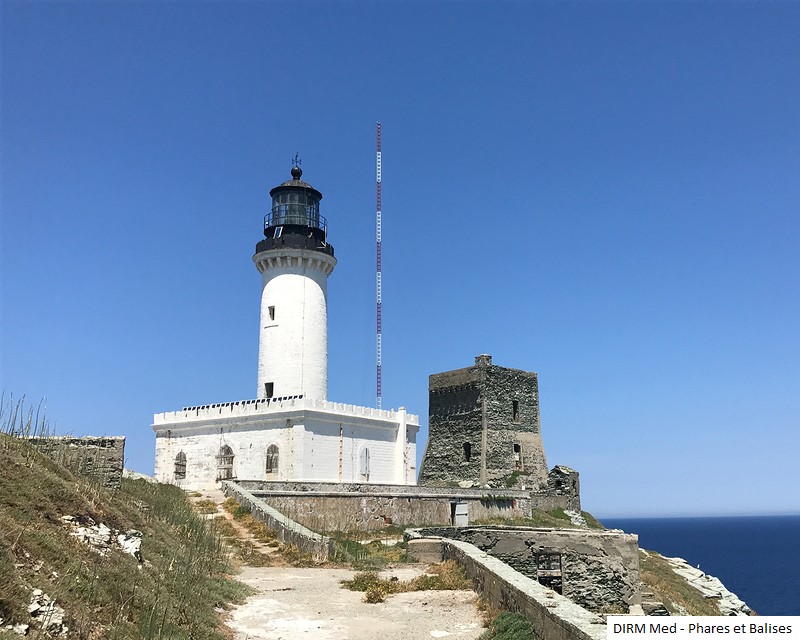 Phare et tour génoise de la Giraglia